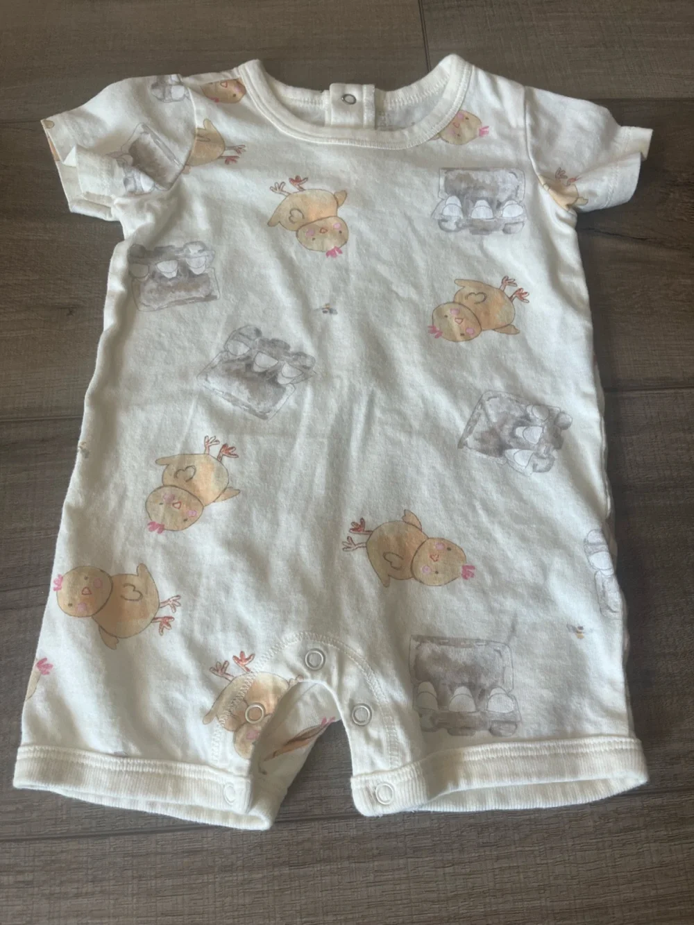 Burt's Bees Baby Chick & Egg Carton Short Sleeve One-Piece Romper Size 3-6 m